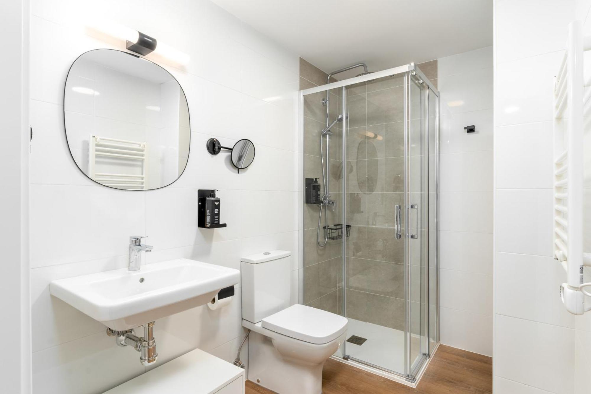 Limehome Oviedo Calle Postigo Bajo Pokój zdjęcie