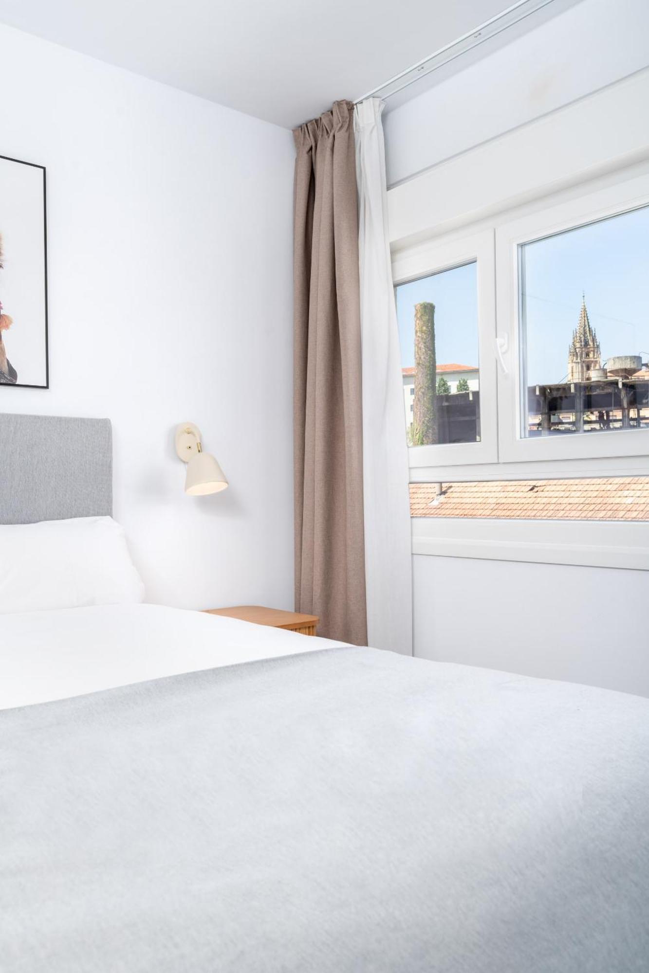 Limehome Oviedo Calle Postigo Bajo Pokój zdjęcie